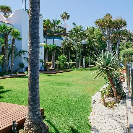 Deluxe Mansion Paradise Vila *
